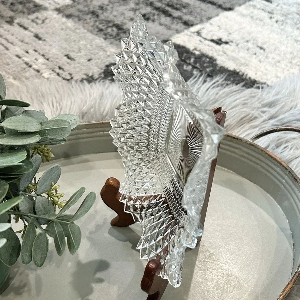 Vintage Indiana Glass Co Diamond Cut Design Square Dish w/ Ruffled Edges